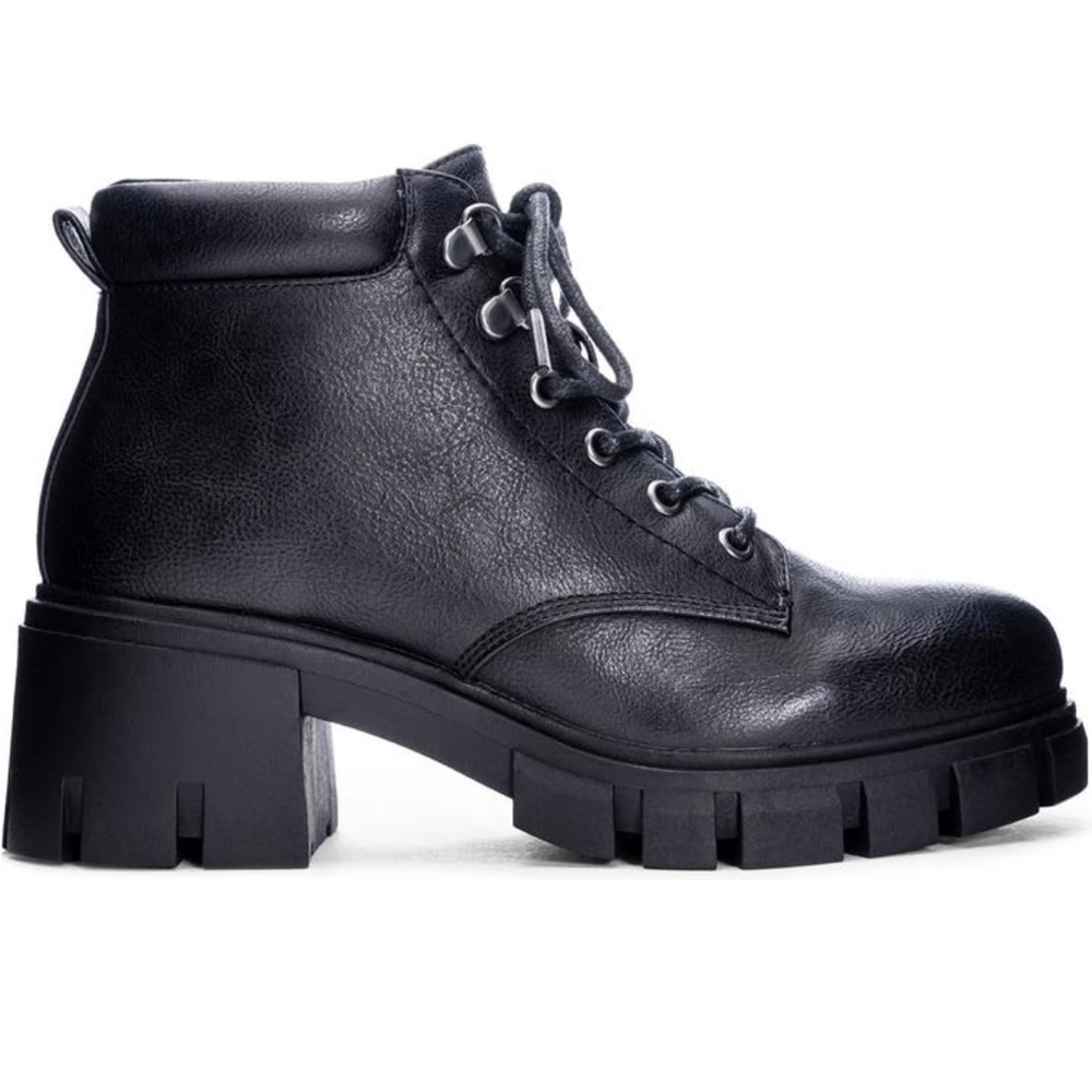Dirty Laundry No Doubt Platform Bootie Size 6M - Picture 2 of 5